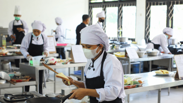 Kiểm Kê Ngày & Tồn Sổ Sách Trong Chuỗi F&B